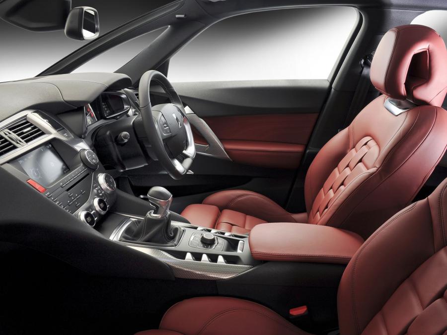  Citroen DS5 2012 года  (ZA) (фото 25 из 26)